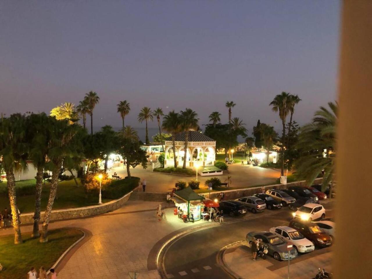 Apartamento El Nido Torre Del Mar Exterior photo