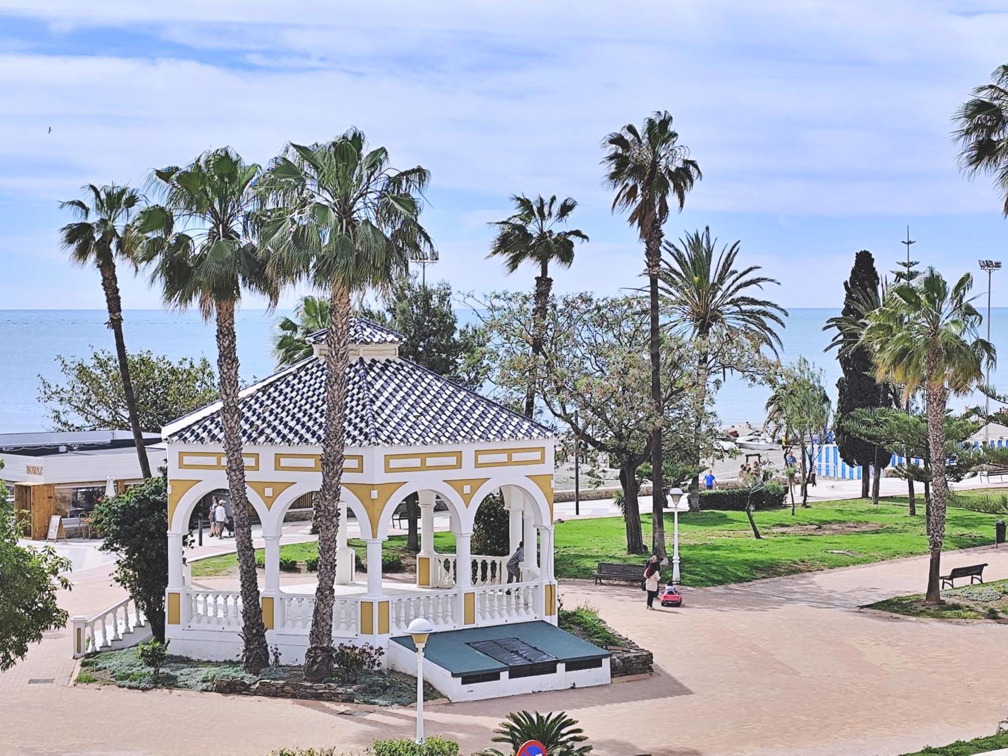 Apartamento El Nido Torre Del Mar Exterior photo